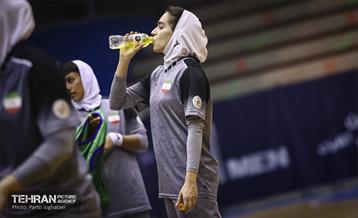 تمرین تیم ملی هندبال زنان ایران 9