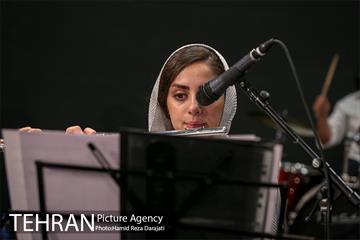 تمرین کنسرت آنلاین نغمه های تهران در برج میلاد 9
