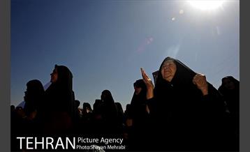 مراسم عاشورای حسینی در میدان امام حسین(ع) 34