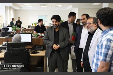 بازدید سخنگوی شهرداری تهران از موسسه همشهری 12