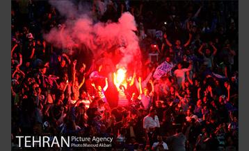دیدار تیم های فوتبال استقلال و سپاهان