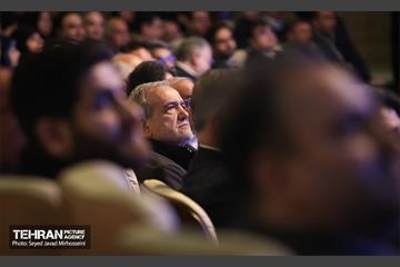 مراسم رونمایی از نخستین بسته حمل و نقل عمومی برقی تهران 40