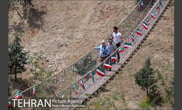 افتتاح زیپ لاین و پل معلق برج میلاد 25