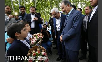 بازدید دکتر نجفی از پروژه های عمرانی و فرهنگی منطقه ۸ 3