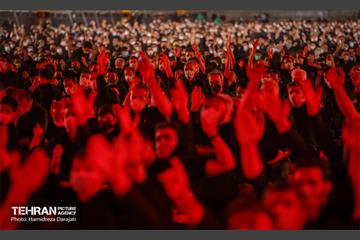 اجتمـاع بـزرگ ملت امـام حسین (ع) 13