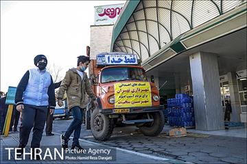 ارسال کمک های شهرداری تهران برای مردم زلزله زده سی سخت 20