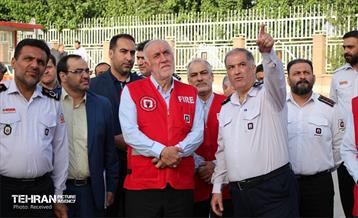 بازدید استاندار تهران از مرکز آموزش آتش‌نشانی شهرداری تهران 12