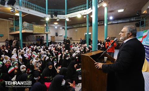 حضور شهردار تهران در حسینیه جماران تهران 16