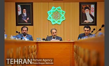 نشست صمیمانه دکتر نجفی با خبرنگاران حوزه شهری 4