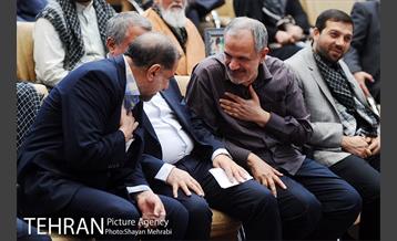 تجلیل از خبرنگاران و عکاسان عرصه دفاع مقدس با حضور شهردار تهران 5