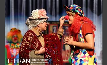 نمایش سیرک سیار‎ 24