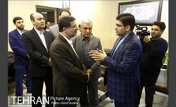 بازدید دکتر حسینی مکارم از شهرداری منطقه 5 15