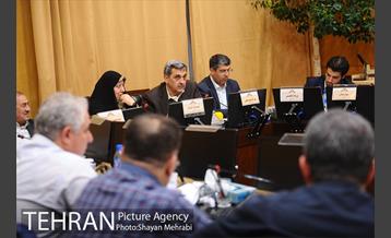 حضور شهردار تهران در کمیسیون داخلی کشور و شورا های مجلس شورای اسلامی 17