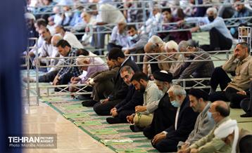 حضور شهردار تهران در نماز جمعه 20