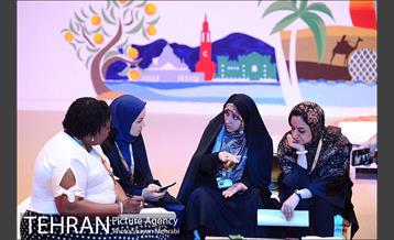 دیدار زهرا بهروزآذر مدیرکل امور بانوان شهرداری تهران با آنجلا مواى  2