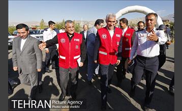 بازدید شهردار از امکانات و تجهیزات جدید سازمان آتش نشانی 30