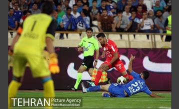 دیدار استقلال تهران وتراکتور سازی تبریز در لیگ برتر فوتبال 15
