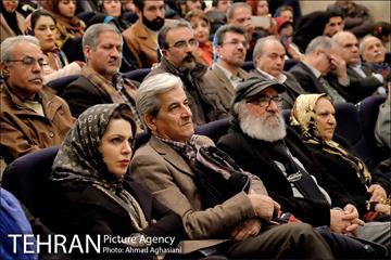 بیستمین "تولد ماه"  استاد غلامحسین امیرخانی 21