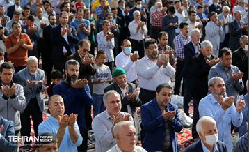 اقامه نماز عید فطر در حرم حضرت عبدالعظیم حسنی(ع) 9