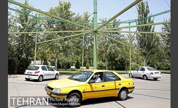 آغاز واکسیناسیون رانندگان تاکسی تهران 6