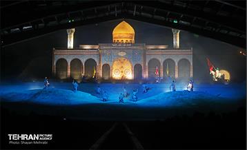 نمایش بزرگ میدانی «تنهاتر از مسیح» 47