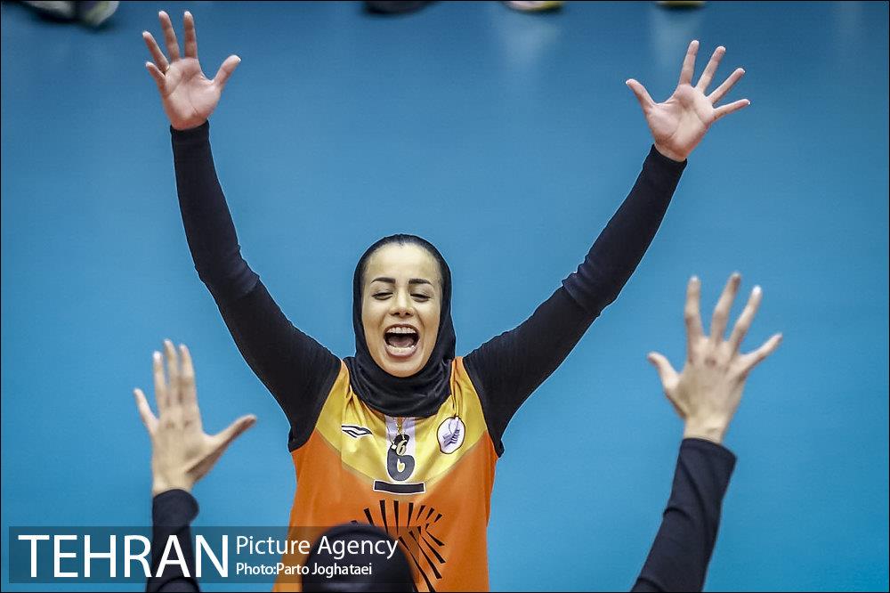 دیدار تیم های والیبال سایپا تهران و ذوب آهن 24