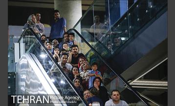 کنسرت حامد همایون در باغ کتاب 4