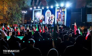 اجتماع بین‌المللی در تهران در حمایت از ایران و بیعت با رهبر جدید