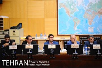 حضور شهردار تهران در کمیسیون داخلی کشور و شورا های مجلس شورای اسلامی 11