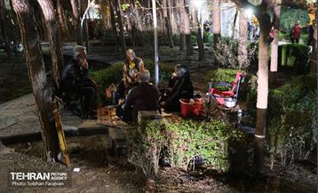 افطاری سیزدهم فروردین در بوستان لاله 15