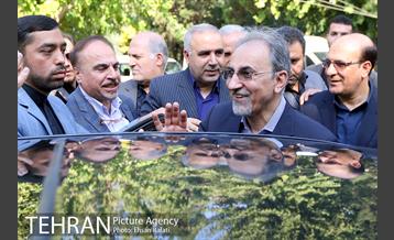 شهردار تهران در آیین نواختن زنگ سال تحصیلی جدید در دبیرستان ماندگار البرز 42