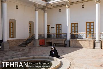 تور عکاسی خانه اتحادیه 9