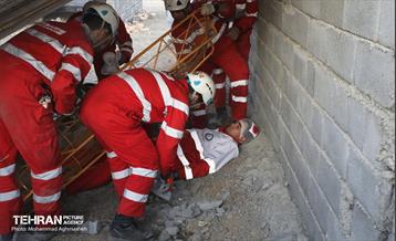 تمرین سراسری زلزله در بوستان ولایت 17