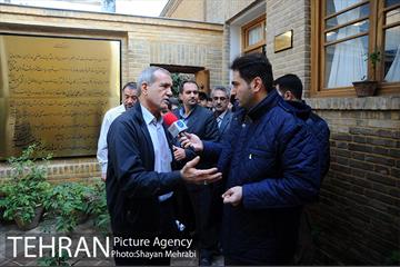 بازدید شهردار تهران از خانه موزه شهید مدرس در روز مجلس 14