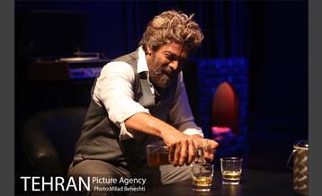 نمایش نوای اسرارآمیز‎ 10