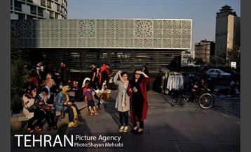 میدان ولیعصر(عج) 30