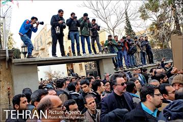 تشییع پیکر مرحوم "حسن جوهرچی" 12
