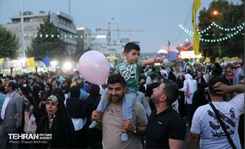 مهمانی ۱۰ کیلومتری عید غدیر در تهران 24