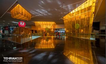 بازار بزرگ ایران مال / حمید رضا درجاتی