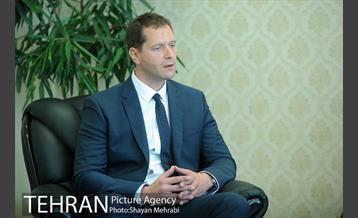 دیدار میهمانان خارجی حاضر در اجلاس جهانی شوراها و شهرداران با رییس مرکز ارتباطات و امور بین الملل شهرداری تهران 4