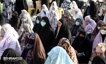 اقامه نماز عید فطر در محله کرمان 1