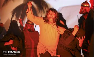 نوانمایش‌ هامان در برج‌ میلاد تهران 21