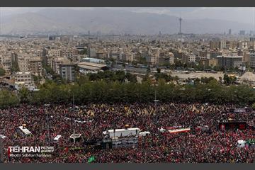 تشییع پیکر آقای شهید ایران - 3 6