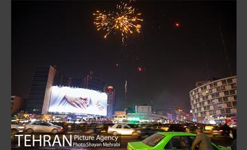 نورافشانی میدان ولیعصر(عج) به مناسبت روز مادر 12