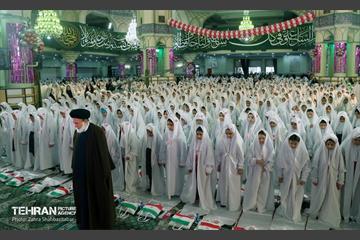 جشن تکلیف دختران نومکلف منطقه ۱۵ 10