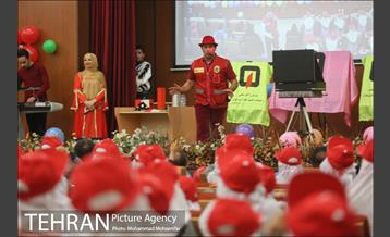 جشن رونمایی و اهدای احکام حامیان ایمنی به دانش آموزان 6