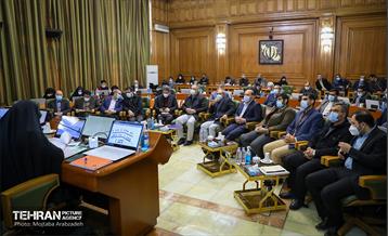 حضور شهردار تهران در چهلمین جلسه شورای اسلامی شهر 15