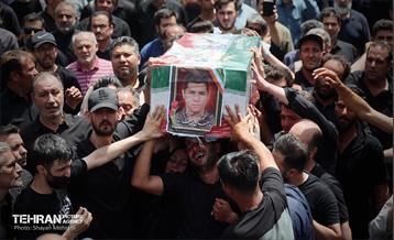 مراسم تشییع پیکر مطهر سرباز شهید ماهان ستاره 3