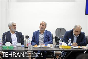 بیست و هشتمین جلسه شورای معاونان، مشاورین و شهرداران 52