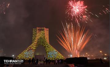 نورافشانی در میدان آزادی به مناسبت نیمه شعبان 33